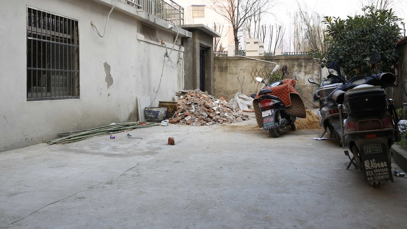 ߀��һ��(g��)��ů���и��{(di��o)�ļ���